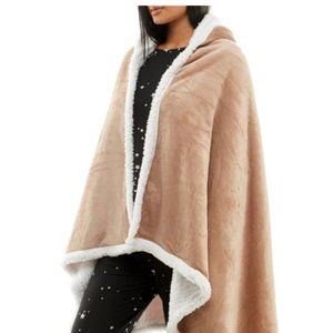Socialite Hooded Sherpa Fleece Throw Adult One-Size